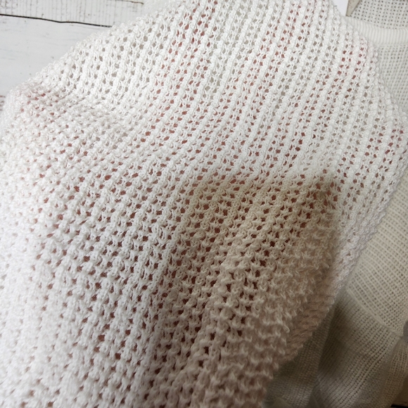 Chico's Skirt Pullover Sweater With 3/4 Sleeves in Alabaster...size 3 - Picture 3 of 10